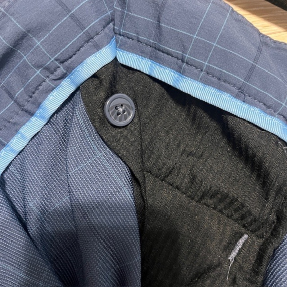 Kirkland Signature Plaid Golf Shorts Lightweight Size 38 - Picture 5 of 6